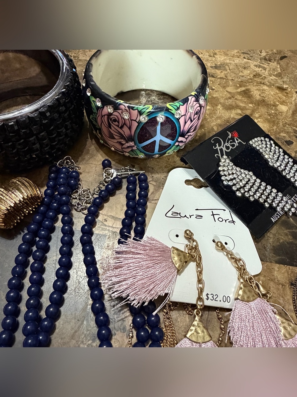 Jewelry bundle - Picture 6 of 8